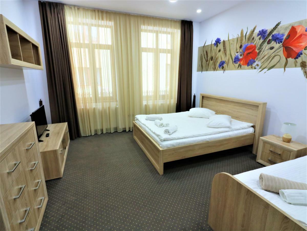 Flowers House סיביו מראה חיצוני תמונה