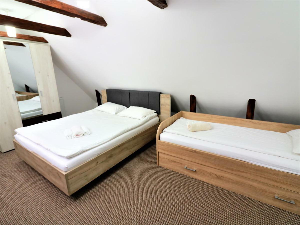 Flowers House סיביו מראה חיצוני תמונה