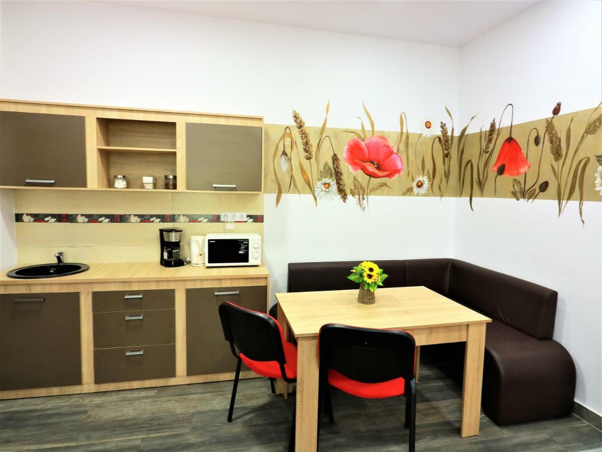 Flowers House סיביו מראה חיצוני תמונה